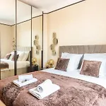 Апартаменты Cosy & Design 4 Guests - Eiffel Tower *